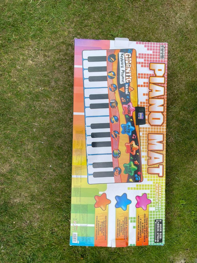 Giant piano dance mat | in Clermiston 